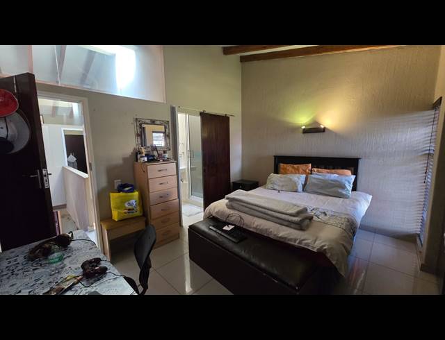 2 BEDROOM SECTIONAL TITLE FOR SALE IN THE HILL